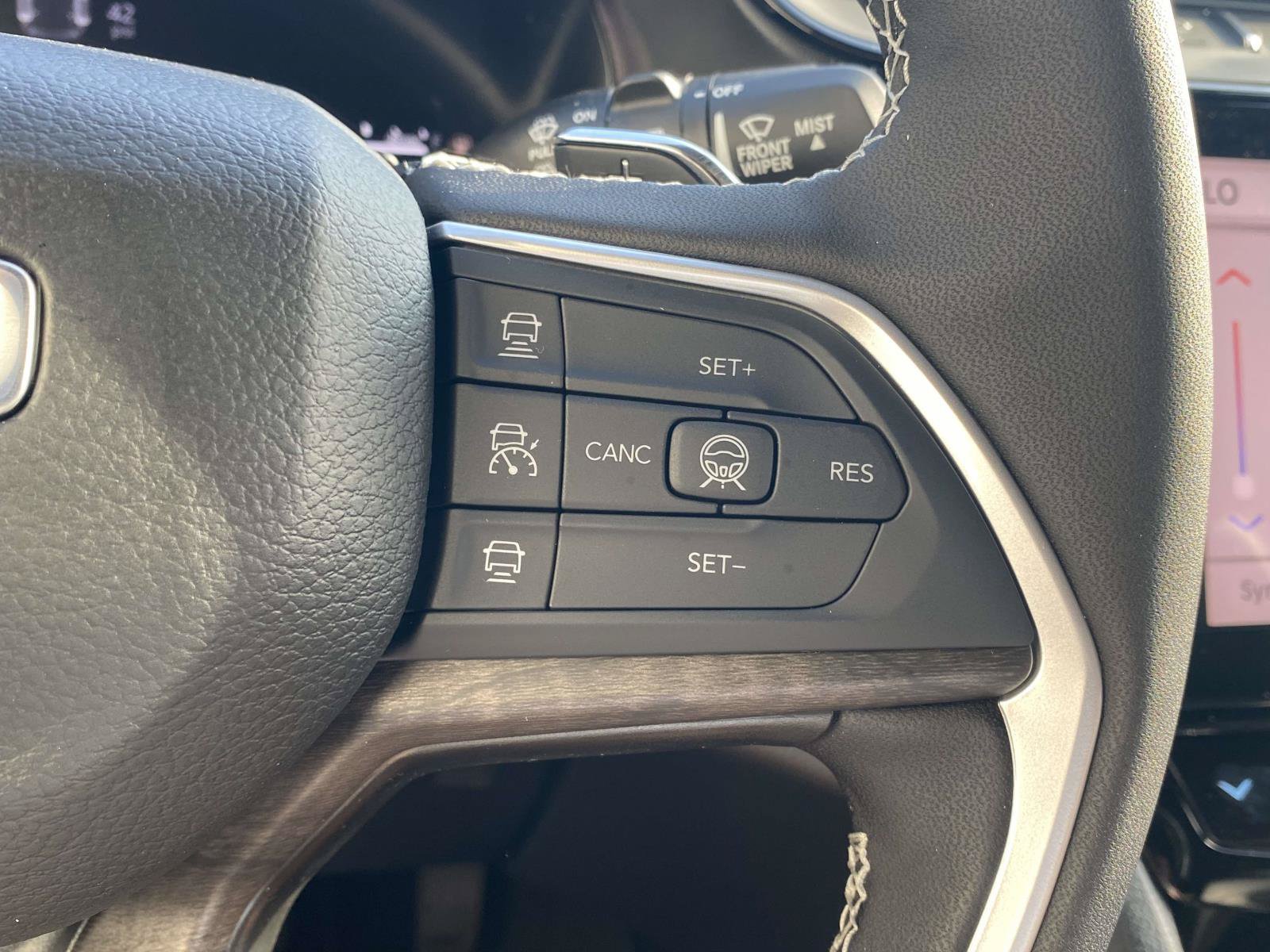 New 2026 Jeep Grand Cherokee Altitude AWD/4WD image 22