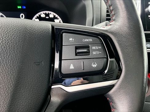 Used 2025 Honda Odyssey Sport-L image 19