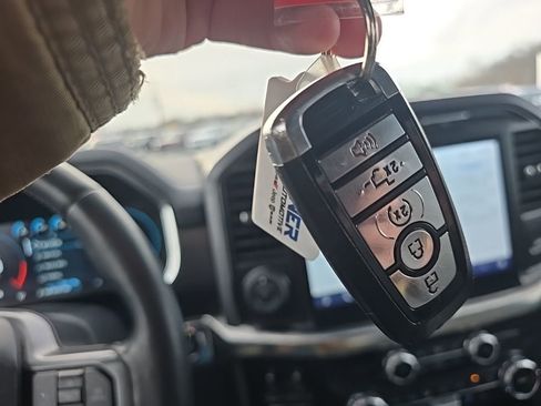 Used 2023 Ford F150 Lariat w/ Max Trailer Tow Package image 46