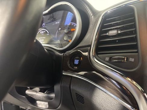 Certified 2016 Jeep Grand Cherokee High Altitude image 20