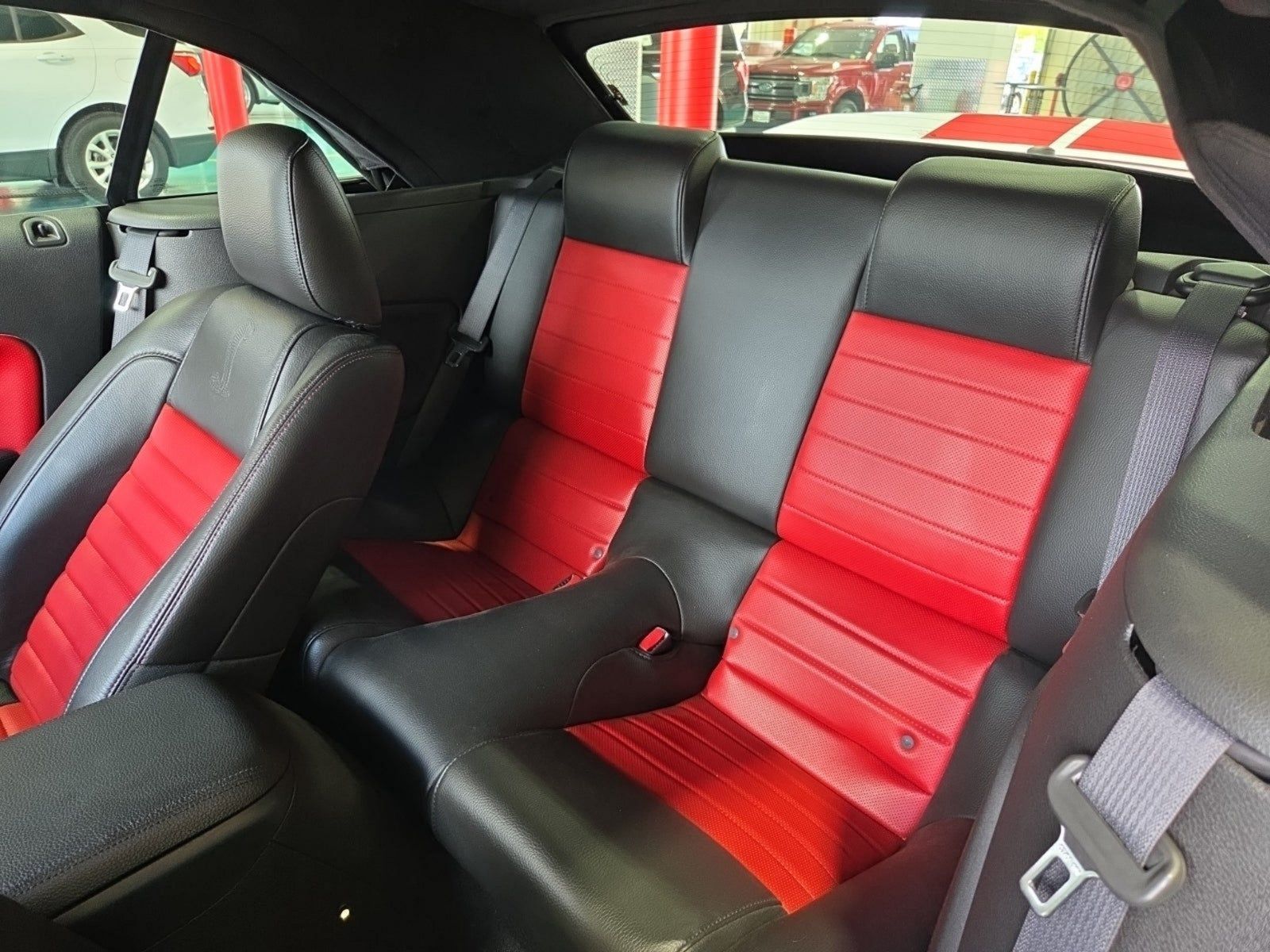 Used 2008 Ford Mustang Shelby GT500 RWD image 11