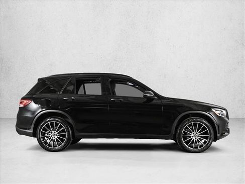 Used 2021 Mercedes-Benz GLC 300 image 5