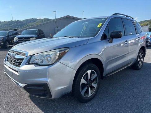 Used 2018 Subaru Forester 2.5i w/ Alloy Wheel Package AWD/4WD image 4