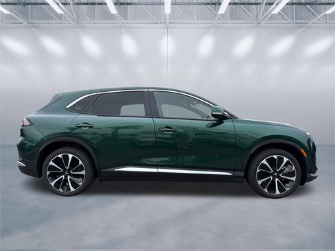 New 2025 VinFast VF 8 Plus image 3