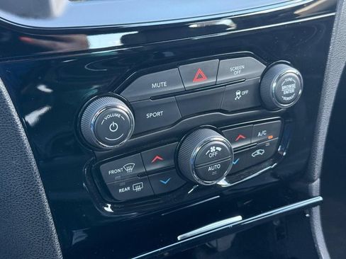 Used 2020 Chrysler 300 S RWD image 20