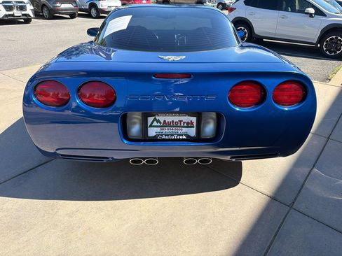Used 2003 Chevrolet Corvette Coupe w/ Preferred Equipment Group RWD image 9