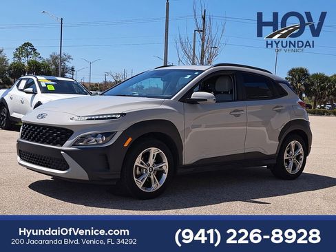 Used 2022 Hyundai Kona SEL w/ Convenience Package image 12