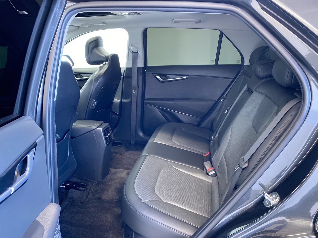 Certified 2024 Kia Niro FWD image 34