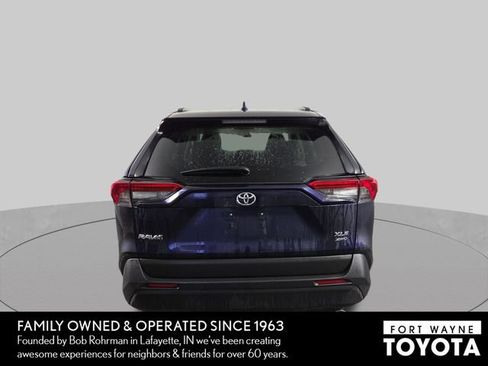 Used 2025 Toyota RAV4 XLE AWD/4WD image 8
