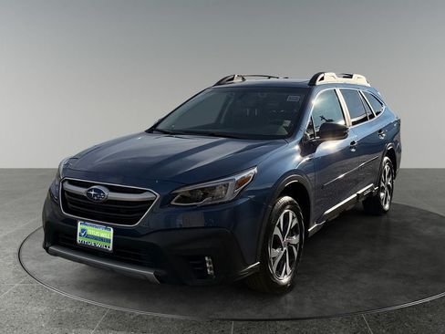 Used 2022 Subaru Outback Limited AWD/4WD image 3