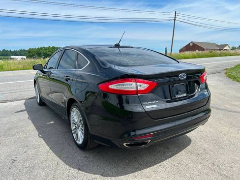Used 2016 Ford Fusion SE w/ Equipment Group 202A AWD/4WD image 12