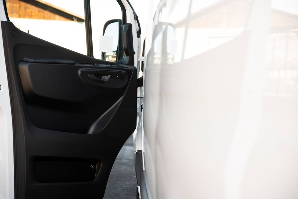 New 2026 Mercedes-Benz Sprinter 2500 image 11