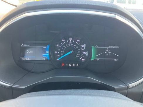 Used 2019 Ford Edge Titanium w/ Equipment Group 301A AWD/4WD image 11