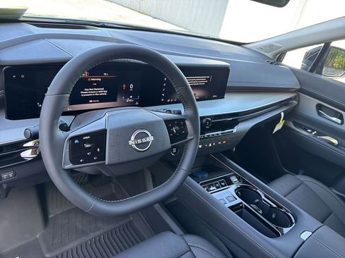 New 2026 Nissan Murano Platinum AWD/4WD image 16