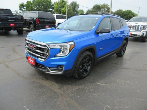 Used 2024 GMC Terrain AT4 w/ Infotainment Package II AWD/4WD image 11