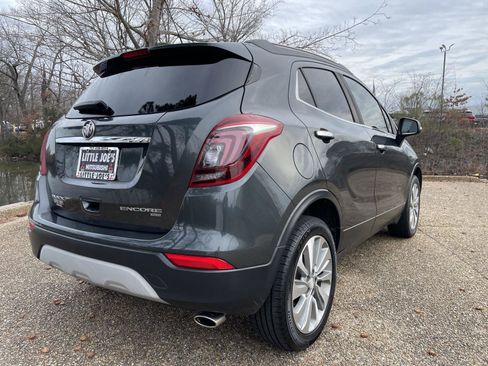 Used 2018 Buick Encore Preferred image 4