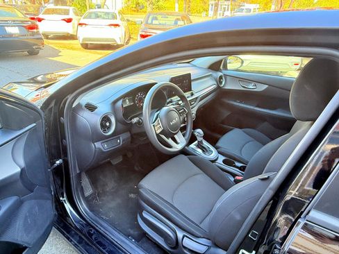 Used 2023 Kia Forte LXS FWD image 26