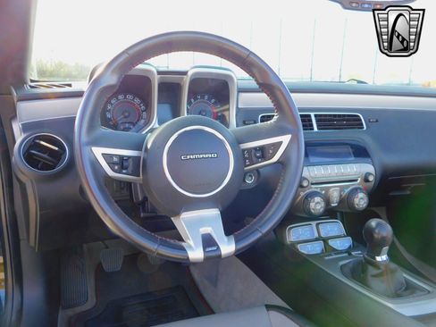 Used 2011 Chevrolet Camaro SS image 14