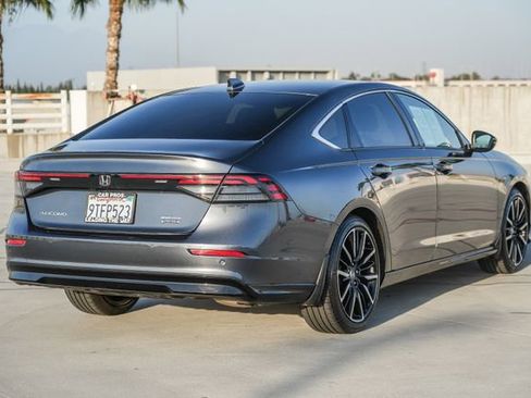 Used 2025 Honda Accord Touring image 10