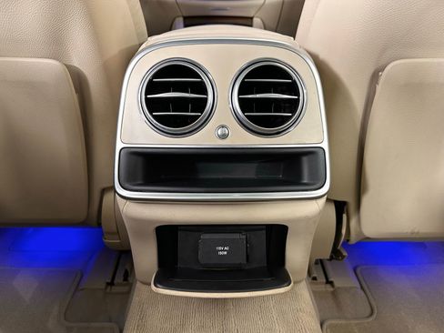 Used 2016 Mercedes-Benz S 550 Sedan image 33