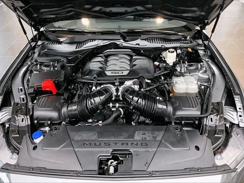 Used 2025 Ford Mustang GT RWD image 29