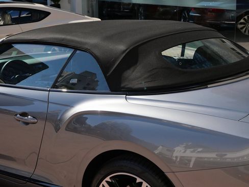 Used 2020 Bentley Continental GT image 11