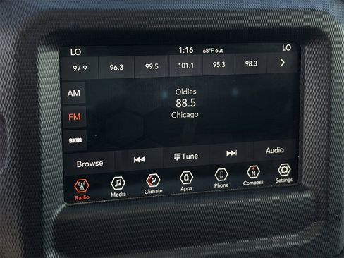 Used 2019 Jeep Wrangler Rubicon image 17