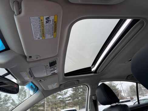 Used 2015 Subaru Legacy 2.5i Limited image 19