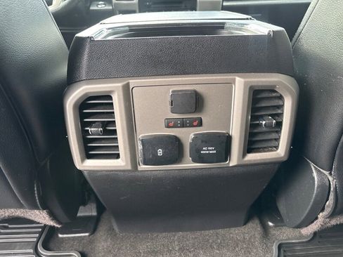 Used 2018 Ford F250 Lariat w/ Lariat Ultimate Package image 21