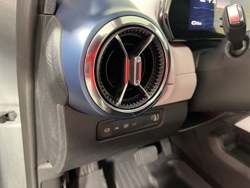 New 2026 Chevrolet Equinox EV LT image 28