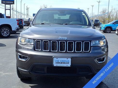 Used 2018 Jeep Grand Cherokee Laredo image 23