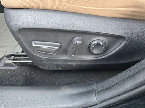 Used 2021 Toyota RAV4 XLE image 20