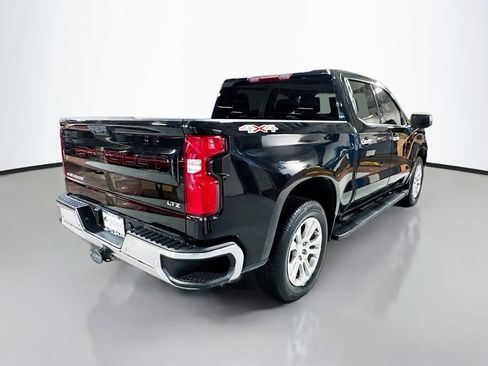 Used 2024 Chevrolet Silverado 1500 LTZ AWD/4WD image 5