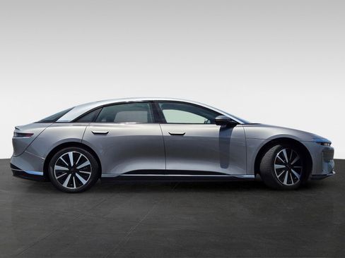 Used 2025 Lucid Air Touring AWD/4WD image 3
