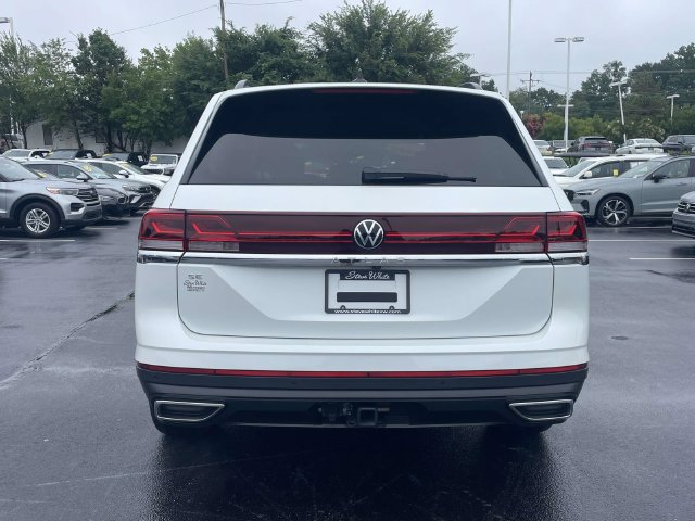 Certified 2026 Volkswagen Atlas SE FWD image 6