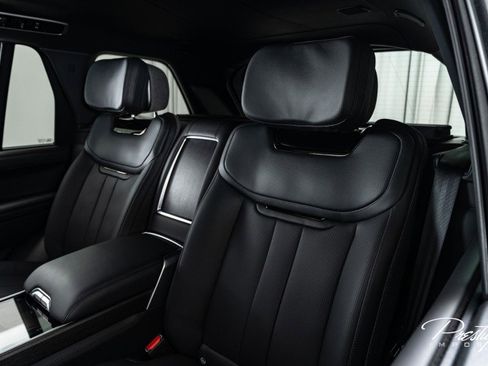 Used 2024 Land Rover Range Rover SV image 55