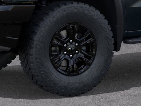 New 2026 Chevrolet Silverado 1500 ZR2 image 9