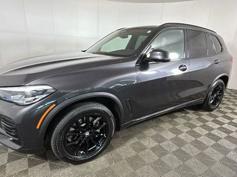 Used 2022 BMW X5 xDrive40i AWD/4WD image 7
