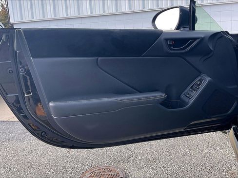 Used 2023 Toyota GR86 Premium w/ ALL Weather Mat Package (TMS) image 27