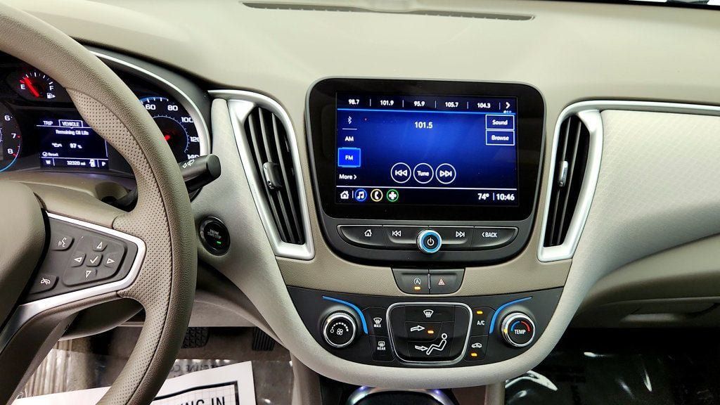 Used 2022 Chevrolet Malibu LS w/ Driver Confidence Package FWD image 17