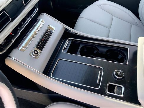 New 2026 Lincoln Aviator Reserve image 7