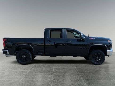 Used 2022 Chevrolet Silverado 2500 W/T w/ Gooseneck/5TH Wheel Package AWD/4WD image 6