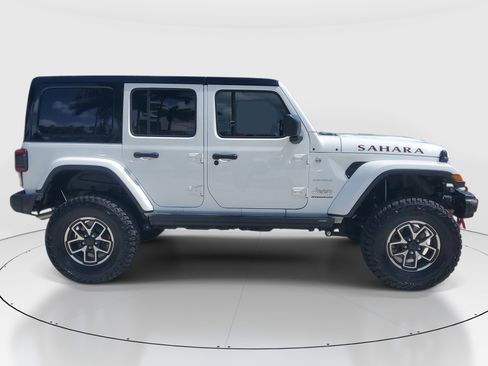 Used 2024 Jeep Wrangler Sahara image 2