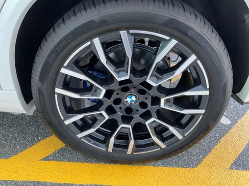 Used 2026 BMW X5 sDrive40i w/ M Sport Package RWD image 22