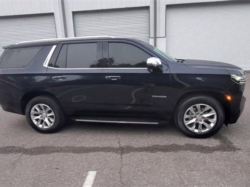 Used 2021 Chevrolet Tahoe Premier w/ Premium Package image 47