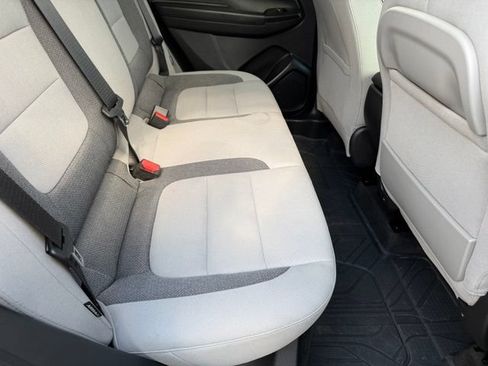 Used 2024 Chevrolet TrailBlazer LT w/ LT Cold Weather Package FWD image 11