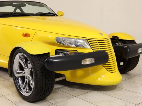 Used 2000 Plymouth Prowler RWD image 32