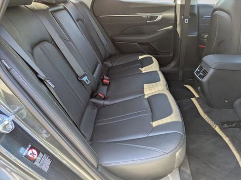 Used 2022 Hyundai Sonata Limited FWD image 21