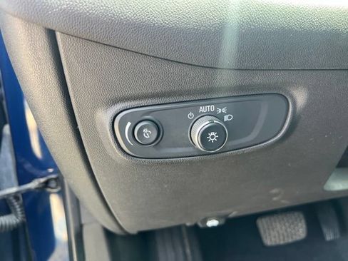 Used 2022 Chevrolet Equinox LT AWD/4WD image 12