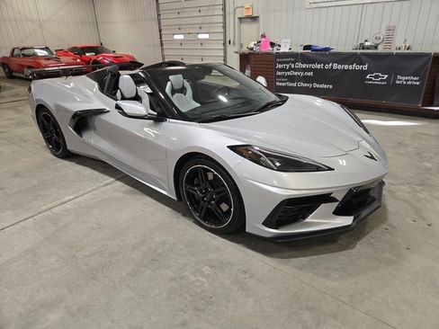 Used 2020 Chevrolet Corvette Stingray Premium Conv w/ 3LT Preferred Equipment Group image 7